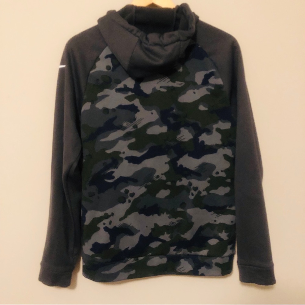 Nike Dri- Fit Camo Zip Up Hooded Training Jacket - Picture 4 of 8